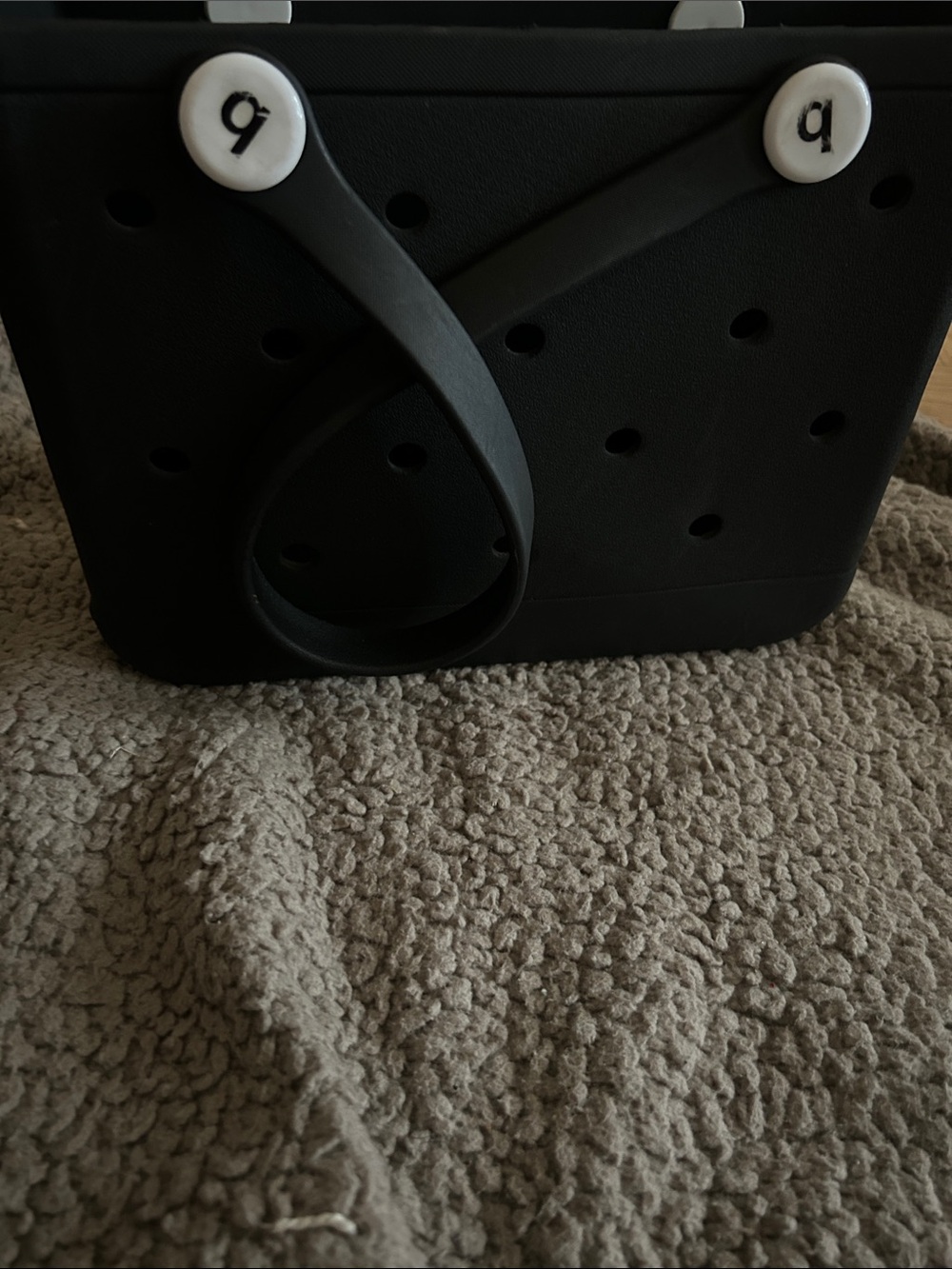 Black Women's Tote Bag - Sleek Everyday Carry